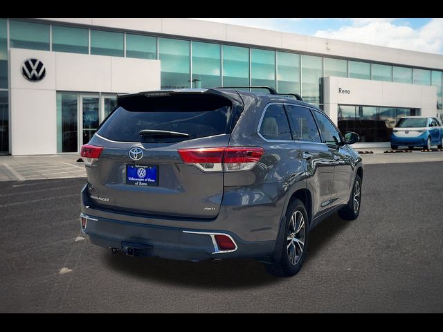 2017 Toyota Highlander LE