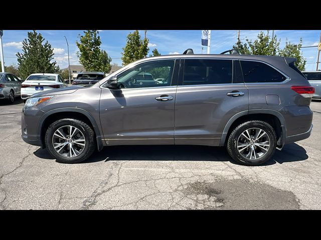 2017 Toyota Highlander LE