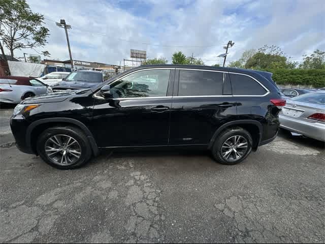 2017 Toyota Highlander LE