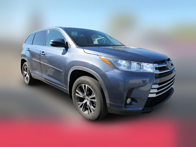 2017 Toyota Highlander LE