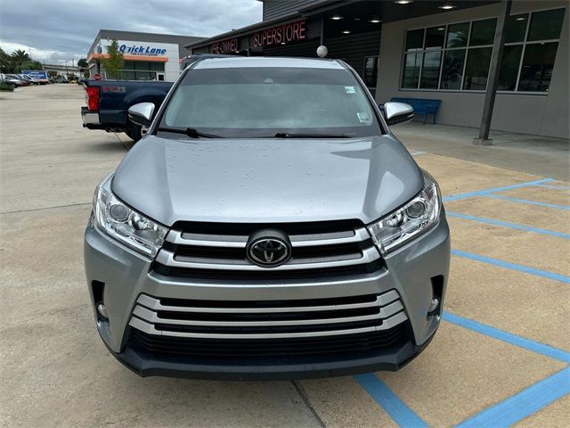 2017 Toyota Highlander LE