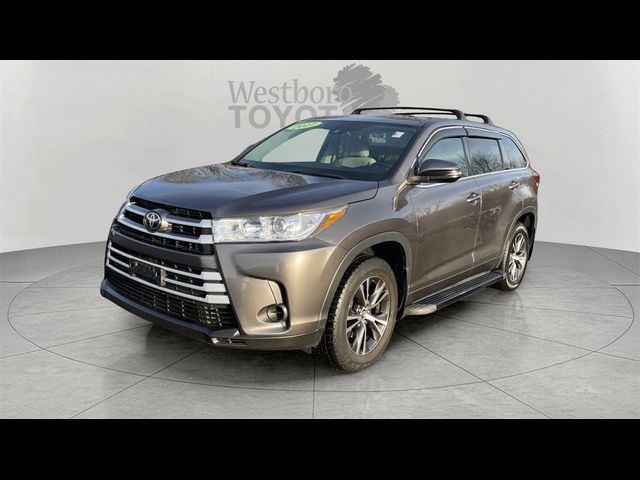 2017 Toyota Highlander LE