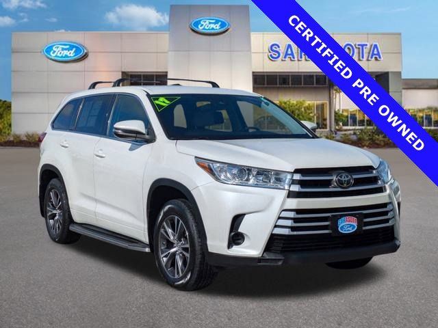 2017 Toyota Highlander LE