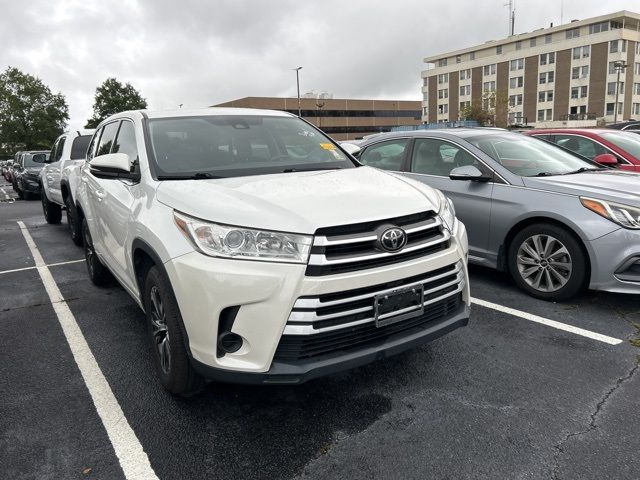 2017 Toyota Highlander LE