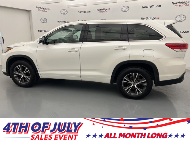 2017 Toyota Highlander LE