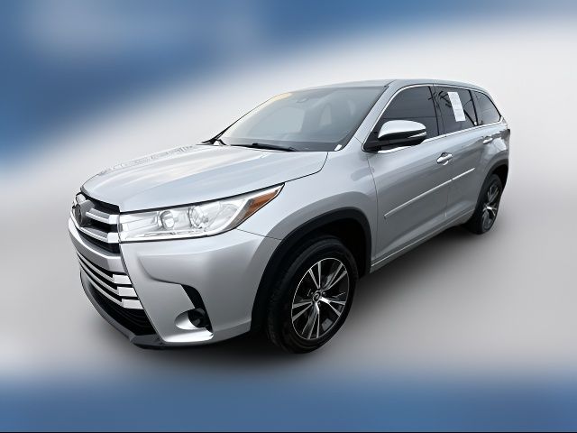 2017 Toyota Highlander LE