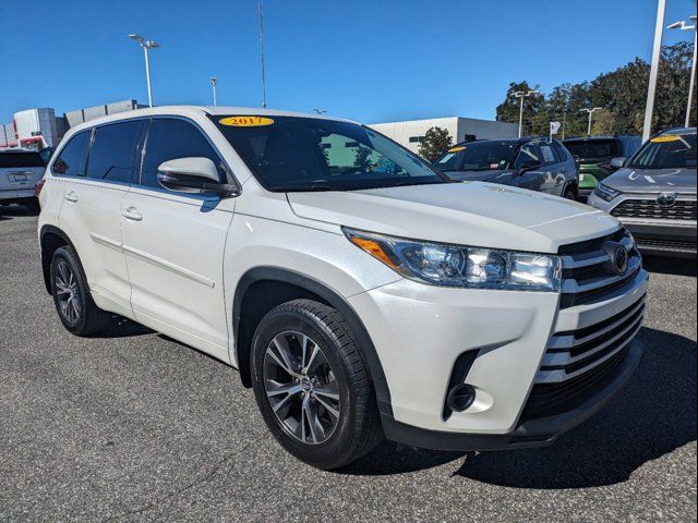 2017 Toyota Highlander LE