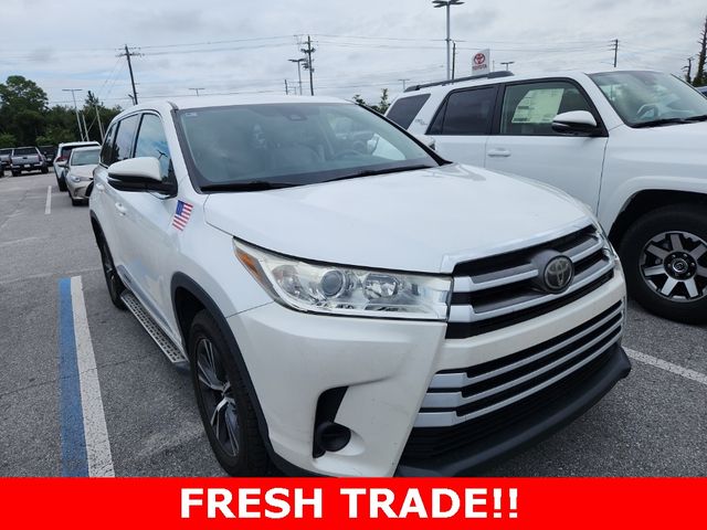 2017 Toyota Highlander LE