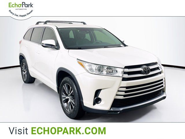 2017 Toyota Highlander LE