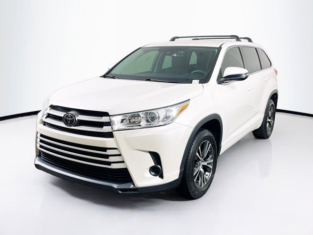 2017 Toyota Highlander LE