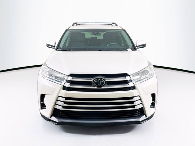 2017 Toyota Highlander LE