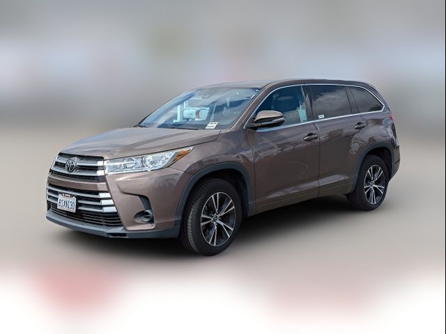 2017 Toyota Highlander LE