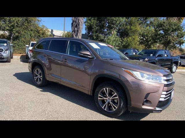 2017 Toyota Highlander LE