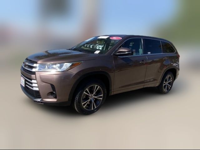 2017 Toyota Highlander LE