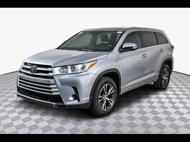 2017 Toyota Highlander LE