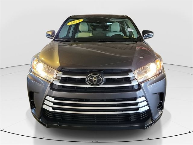 2017 Toyota Highlander LE