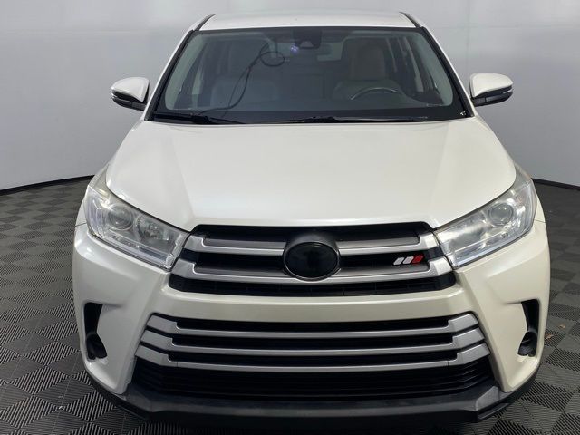 2017 Toyota Highlander LE