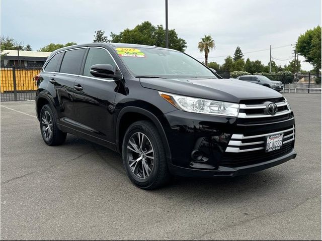 2017 Toyota Highlander LE