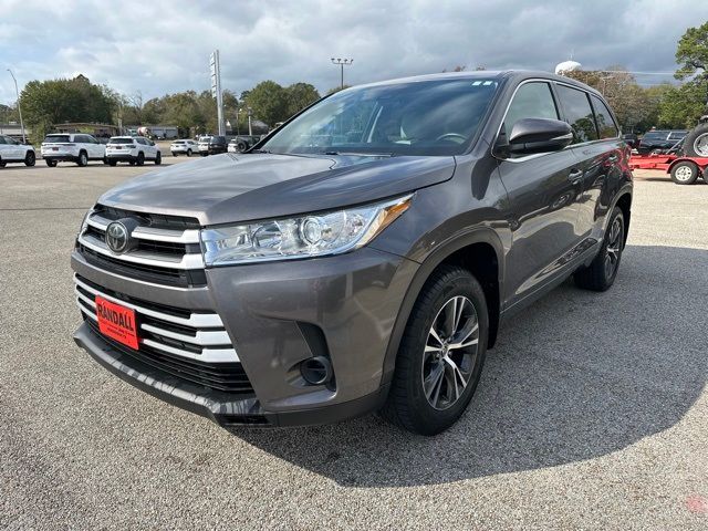 2017 Toyota Highlander LE