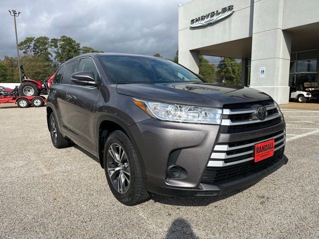 2017 Toyota Highlander LE