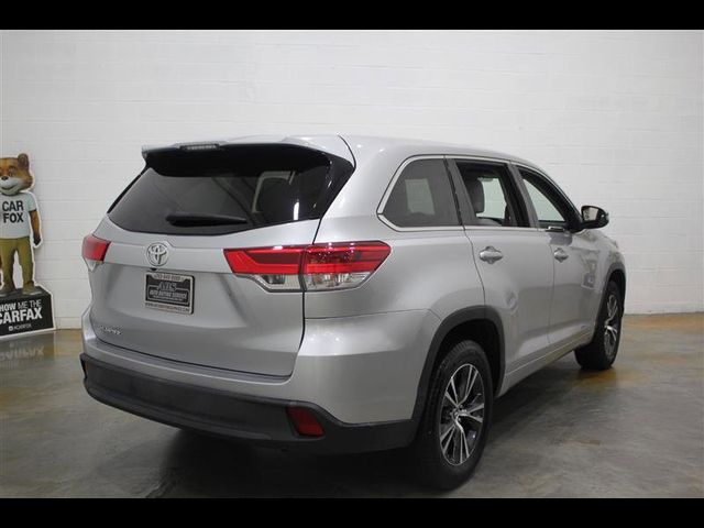 2017 Toyota Highlander LE