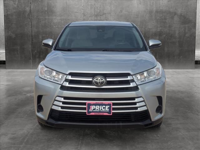 2017 Toyota Highlander LE