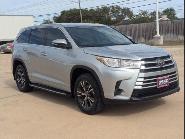 2017 Toyota Highlander LE