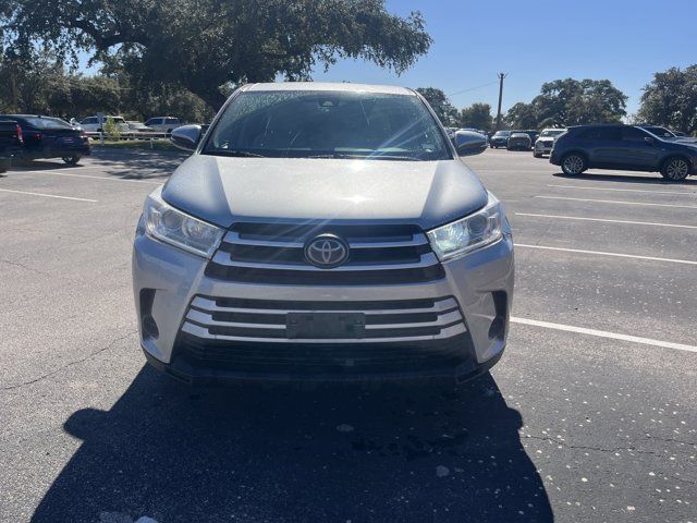 2017 Toyota Highlander LE