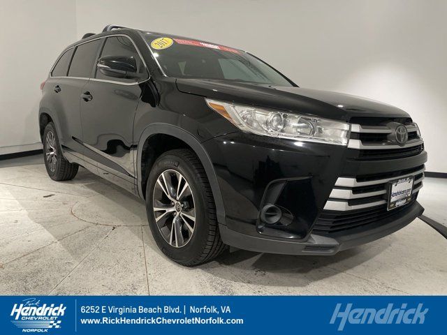 2017 Toyota Highlander LE