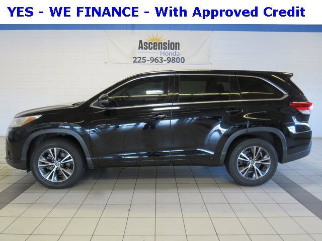 2017 Toyota Highlander LE