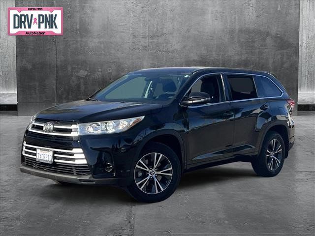 2017 Toyota Highlander LE