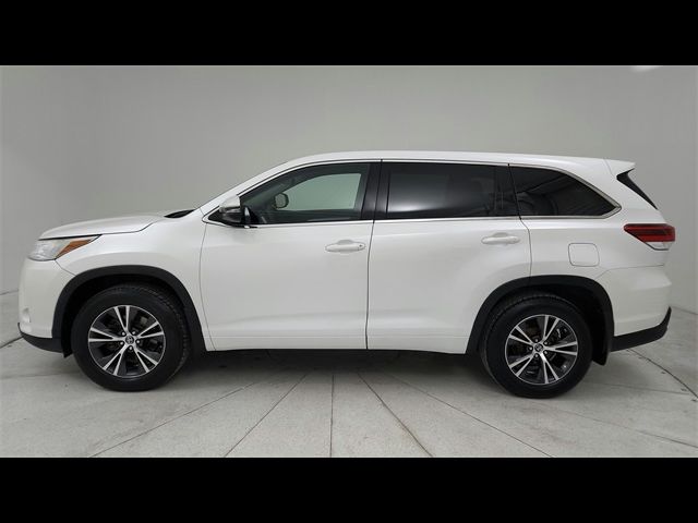 2017 Toyota Highlander LE