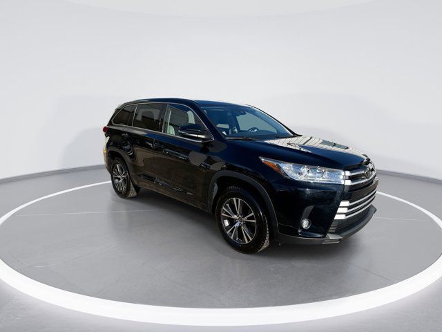 2017 Toyota Highlander LE