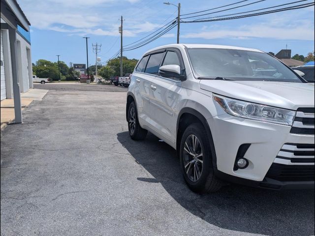 2017 Toyota Highlander LE