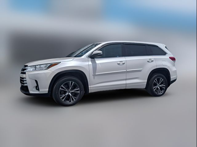 2017 Toyota Highlander LE