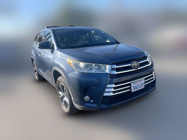 2017 Toyota Highlander LE