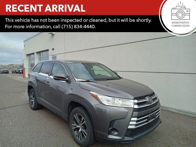 2017 Toyota Highlander LE