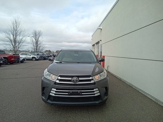 2017 Toyota Highlander LE