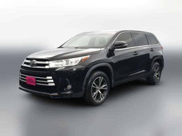 2017 Toyota Highlander LE