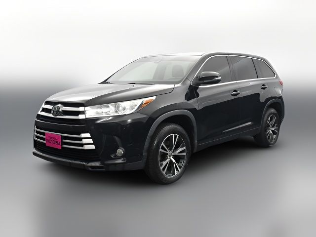 2017 Toyota Highlander LE