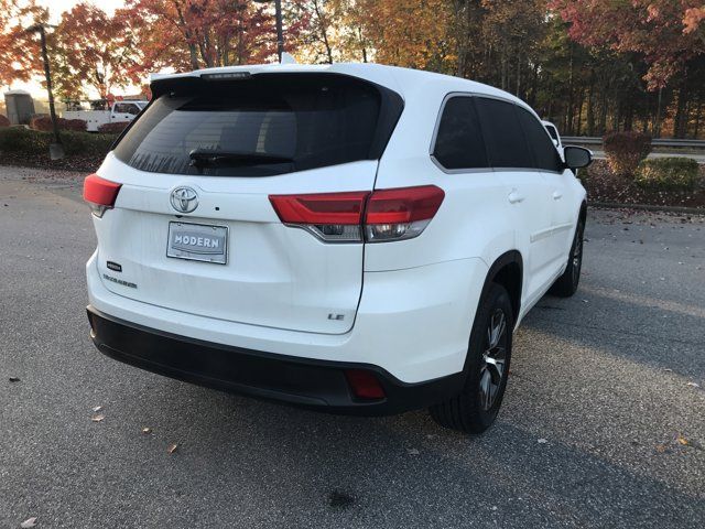 2017 Toyota Highlander LE