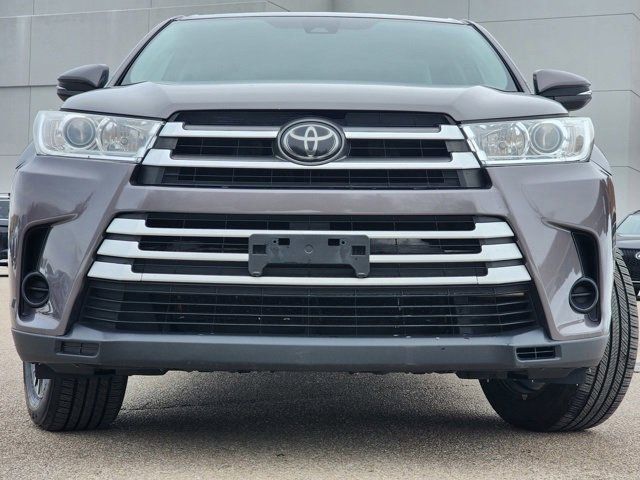 2017 Toyota Highlander LE