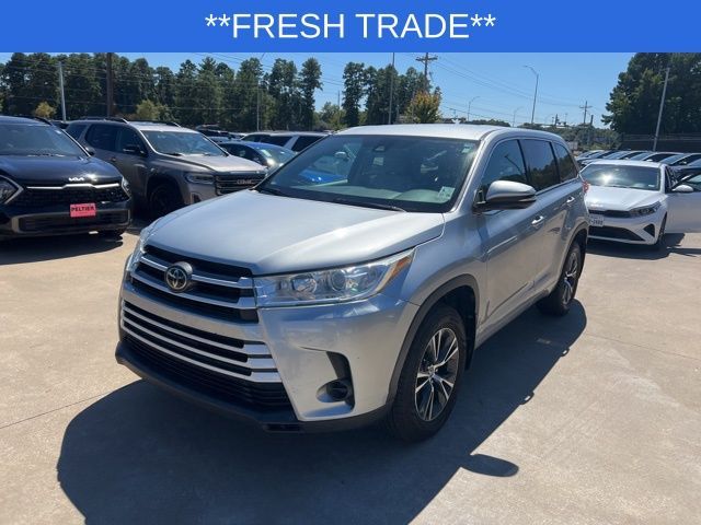 2017 Toyota Highlander LE