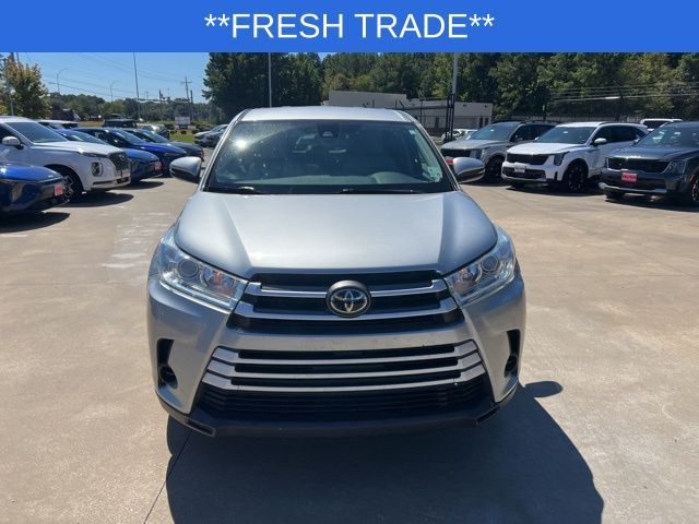 2017 Toyota Highlander LE