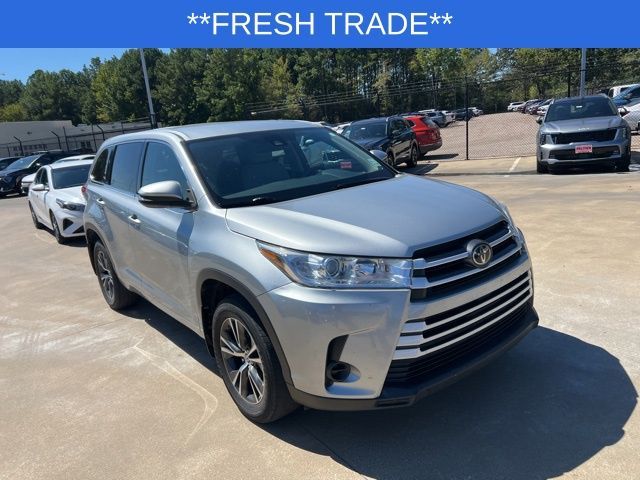 2017 Toyota Highlander LE