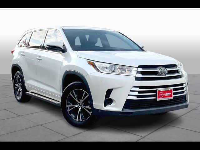 2017 Toyota Highlander LE