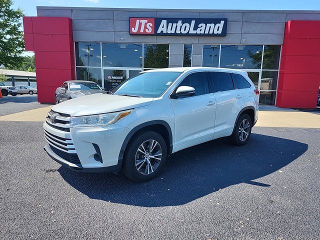 2017 Toyota Highlander LE