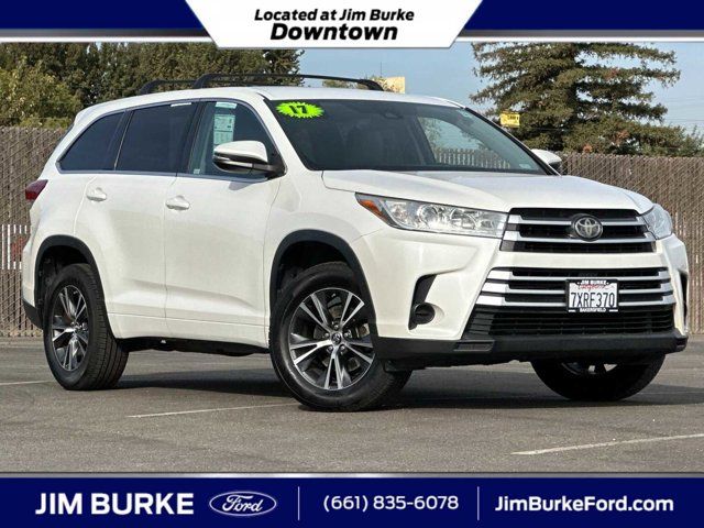 2017 Toyota Highlander LE