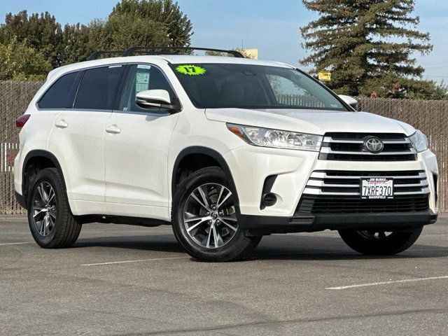 2017 Toyota Highlander LE