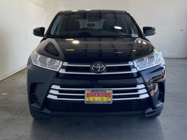 2017 Toyota Highlander LE